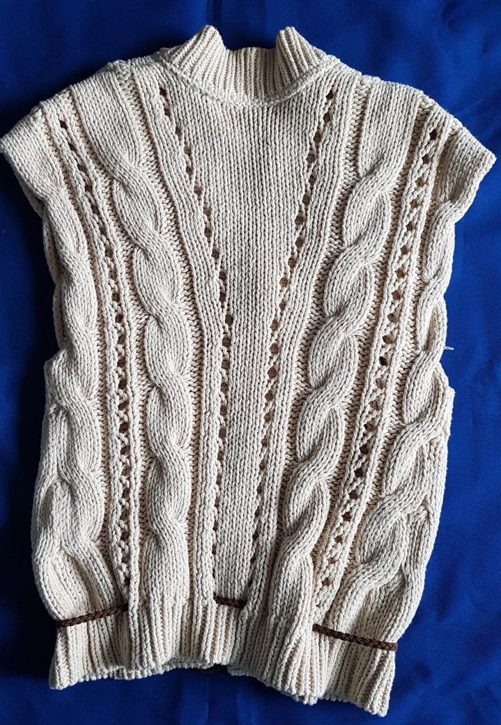 Colete tam. S Massimo Dutti em branco sujo