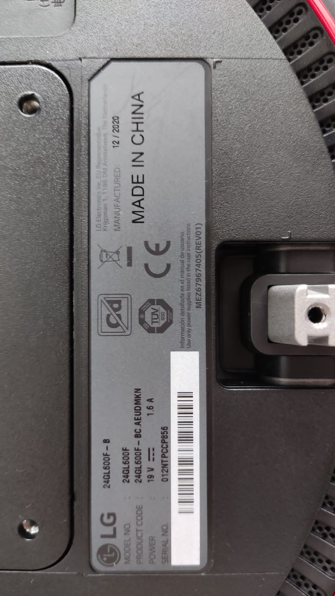 (Avariado) Monitor LG 24 polegadas 1920x1080p Max 144hz