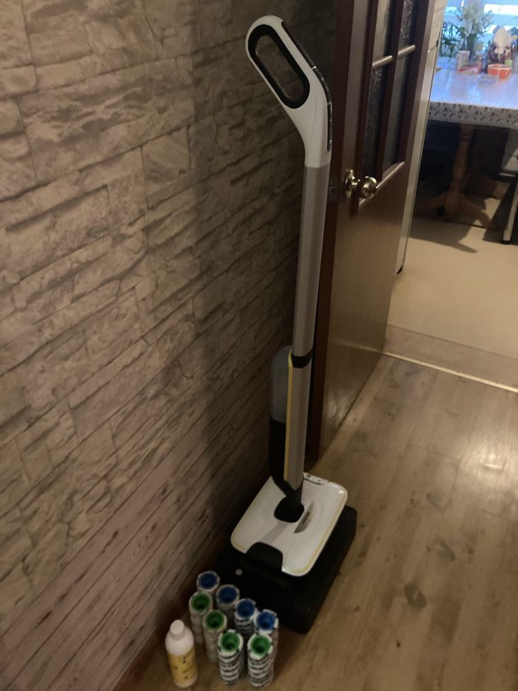 Пылесос швабра. Karcher FC 7 Cordless Premium White