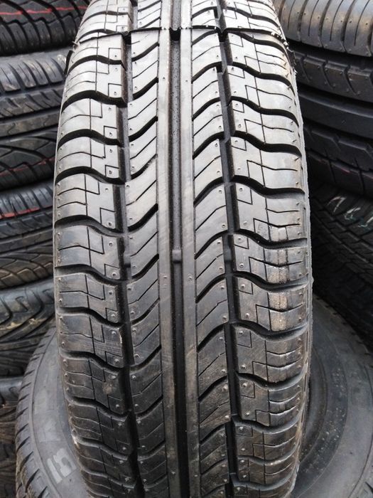 Opona bieżnikowana 145/70 R13 B 3000