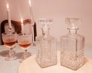 Garrafas trabalhadas para licores e outras bebidas