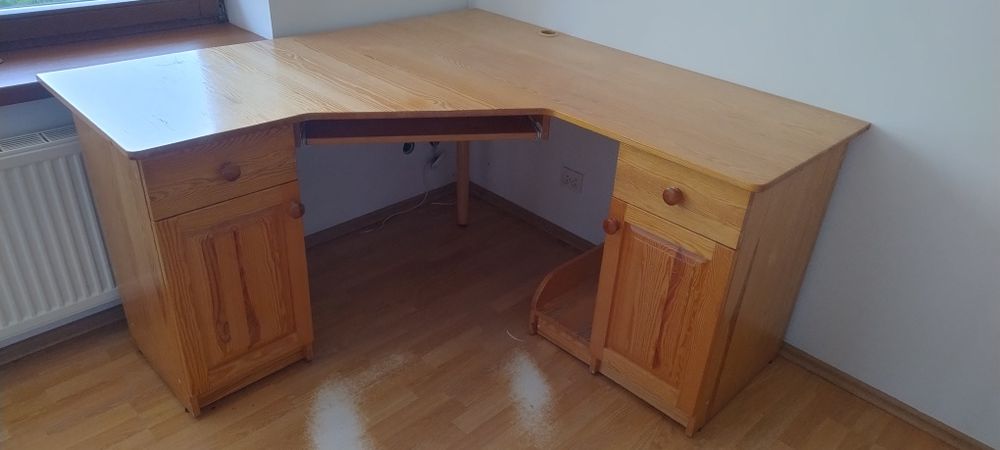 Biurko drewniane narożne
