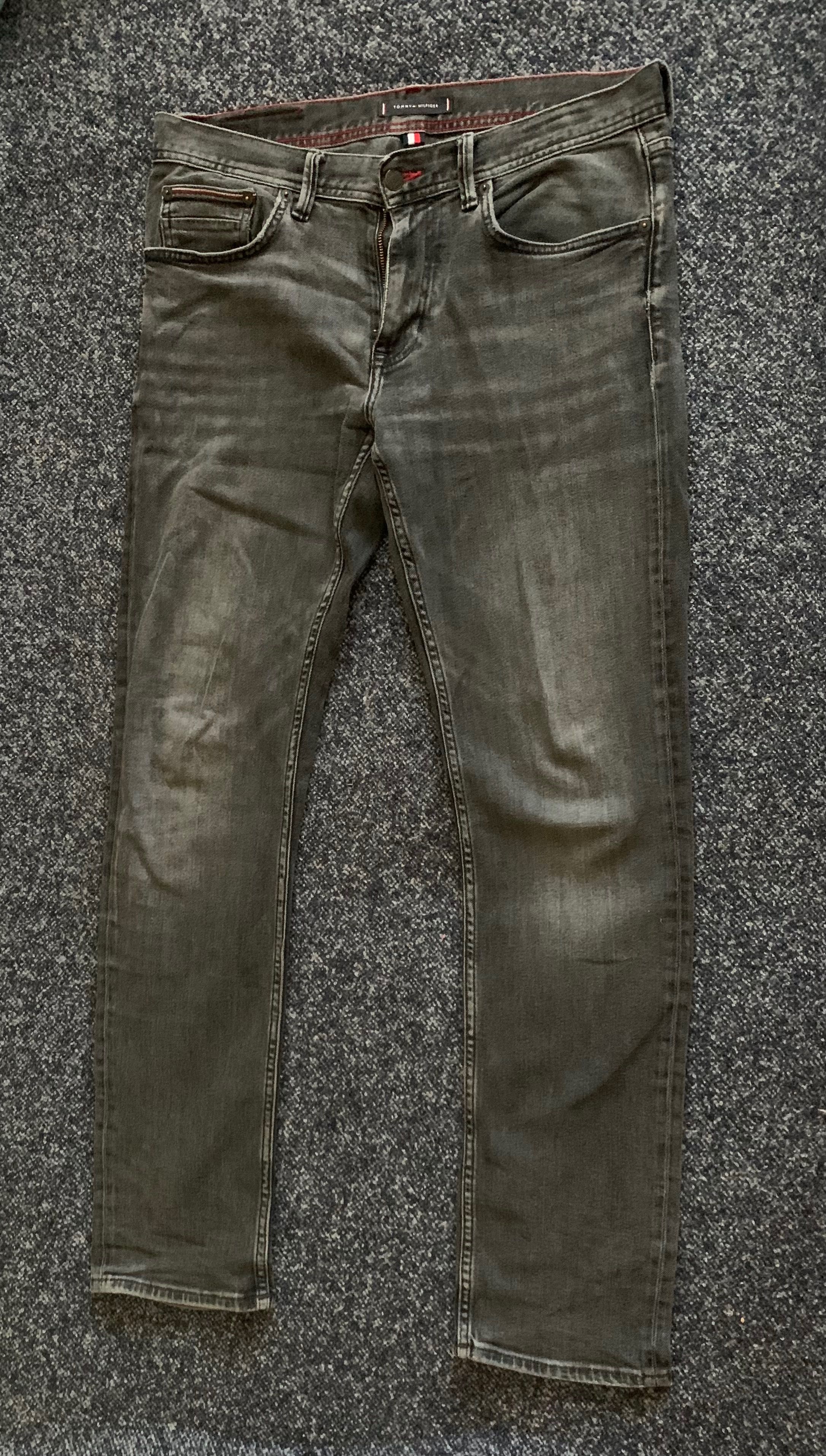 Джинсы Tommy Hilfiger и Armani exchange