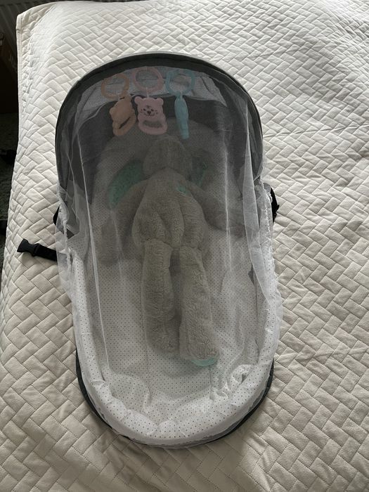 Łóżeczko turystyczne, kokon dla niemowląt