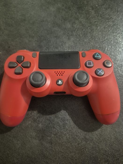 Pad dualshock do PS4 czerwony, oryginalny, model ZCT2E