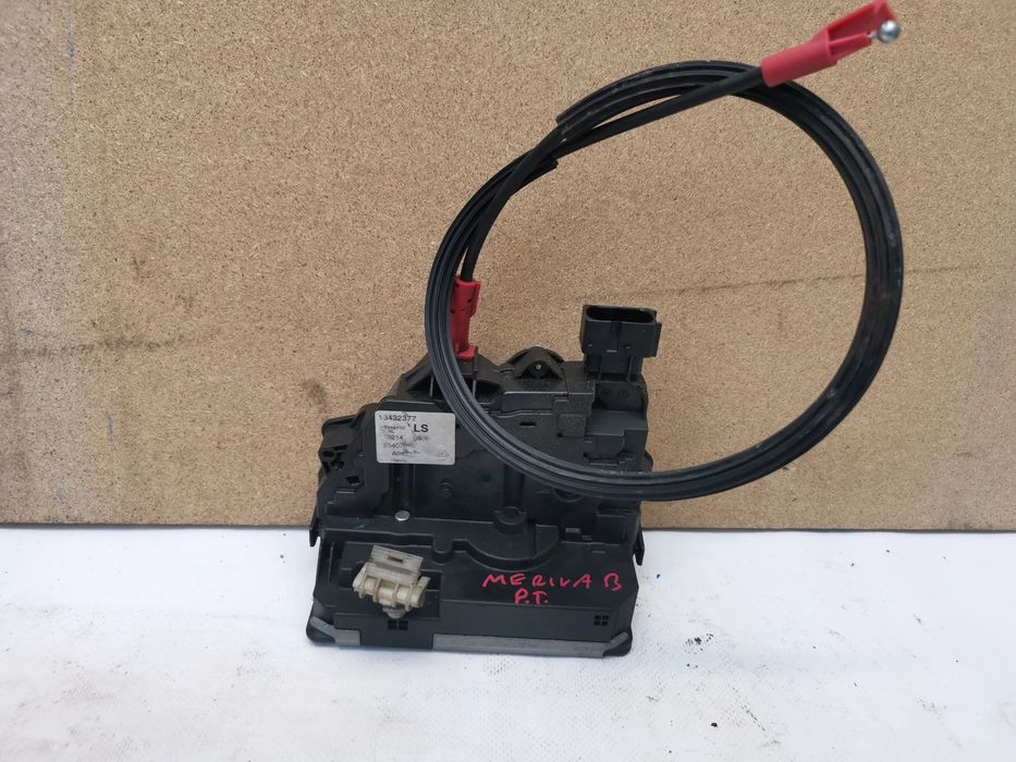 Opel Meriva B Zamek Drzwi Prawy Tył 13432377