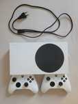 Xbox Seres S como nova com 2 comandos