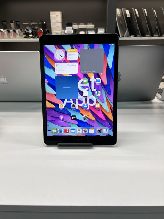 Планшет iPad 8th 2020 на 32ГБ, стан 9/10 ГАРАНТІЯ Київ #82530