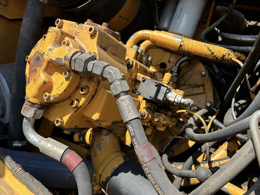 Pompa hydrauliczna LPVD 075 do koparki LIEBHERR