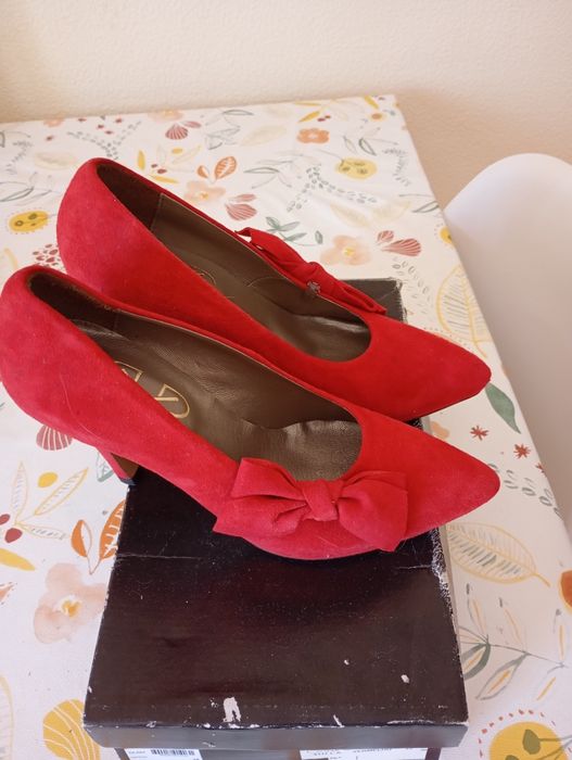 Sapatos Vermelhos  Dona V