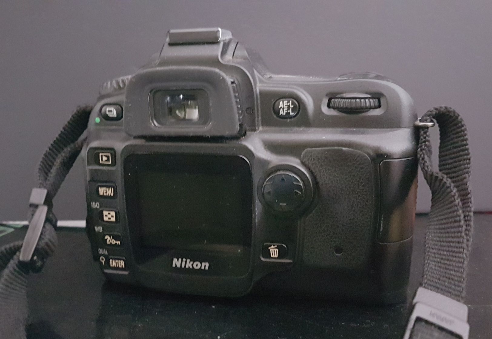 Nikon D50 [ corpo ]  + Bateria + Carregador