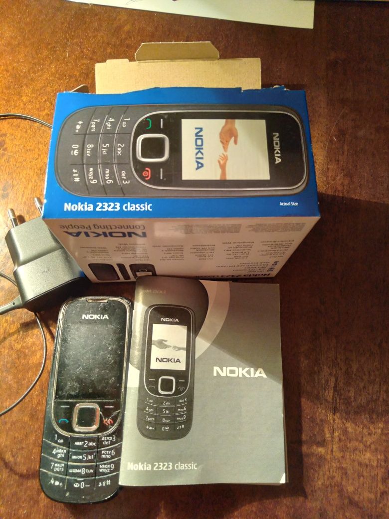 Мобильный телефон NOKIA 2323