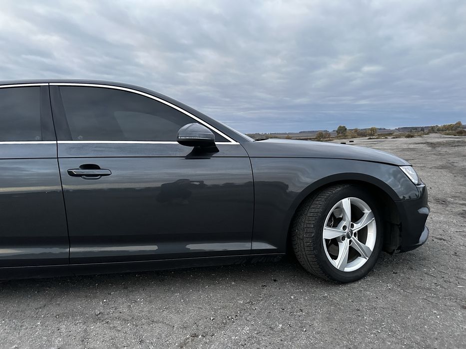 Продаж аudi a4 b9 2019