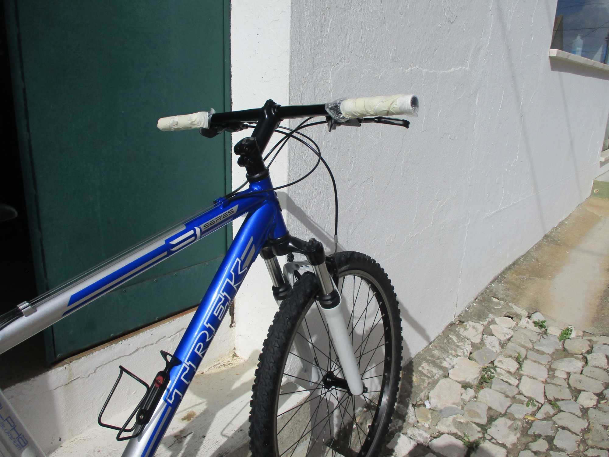 Bicicleta TREK Alpha Series 3, roda 26 c/ 24 speeds