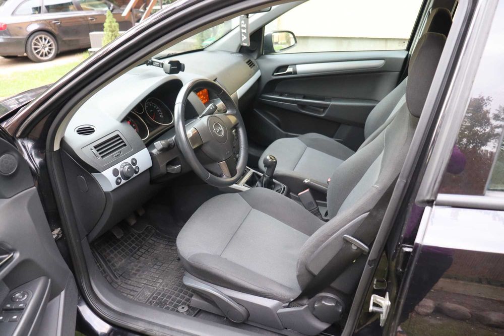 Opel Astra III H 1,6 2005