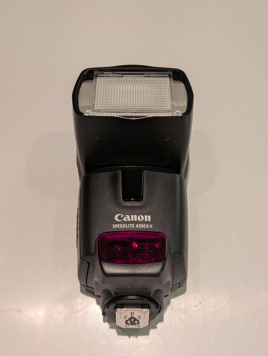 Продам вспышку Canon 430 ІІ