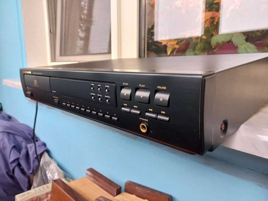 CD проигрыватель Marantz CD57