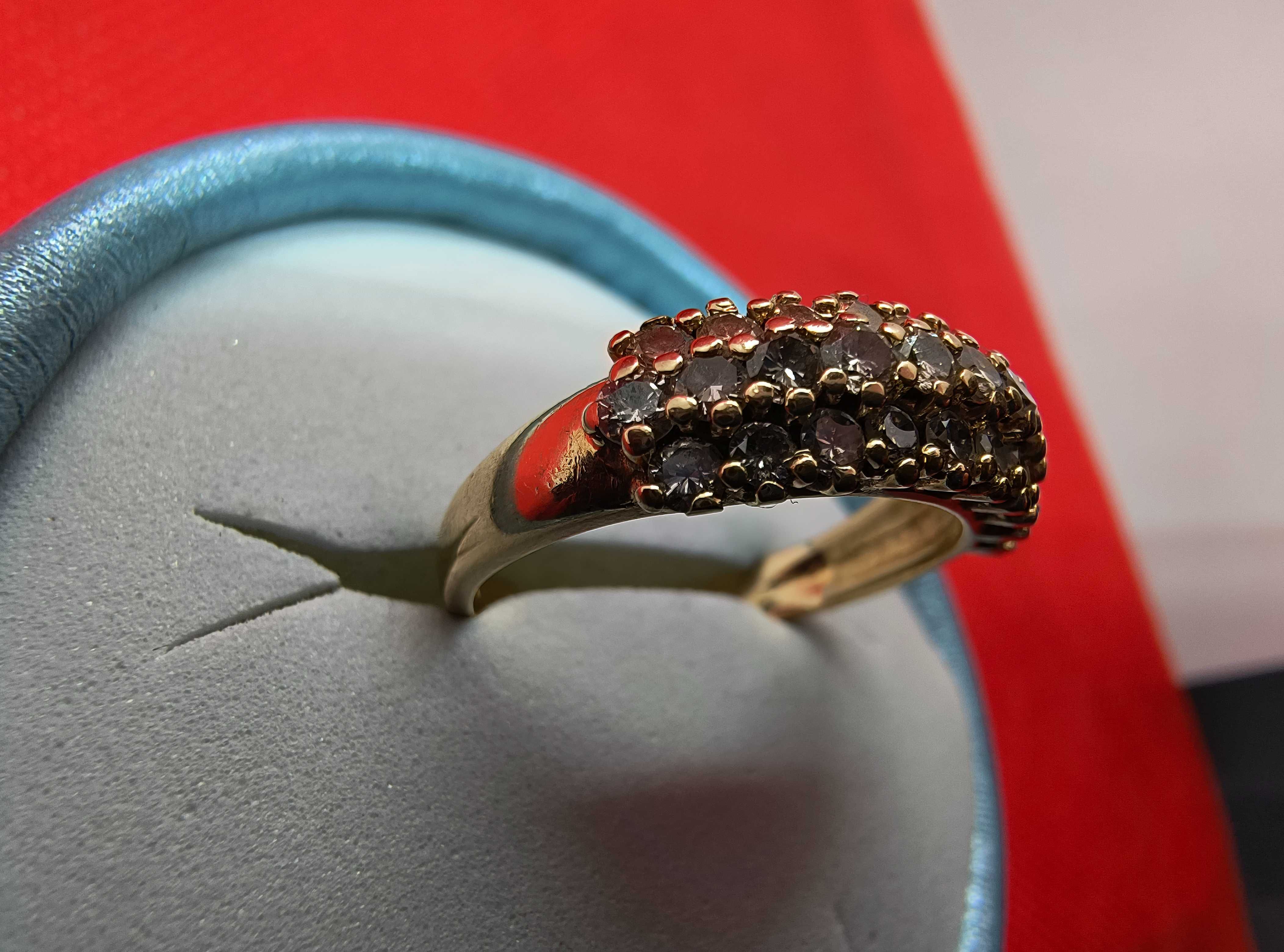 Złoty pierścionek z brylantami 1.00ct certyfikat