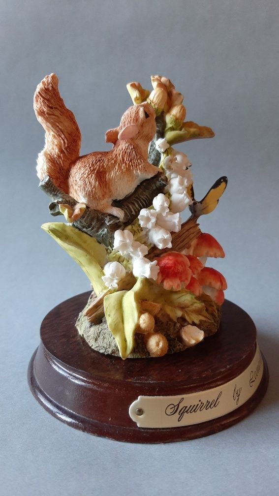 Figurka  wiewiórka Leonardo  Collection