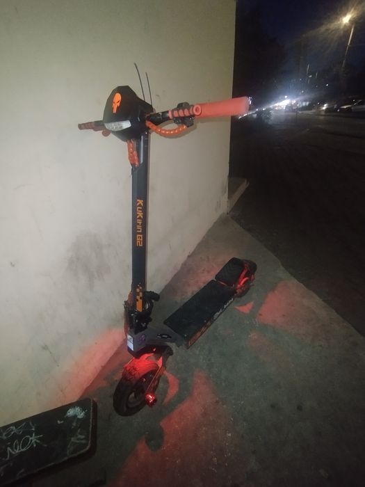 Електросамокат kukirin g2