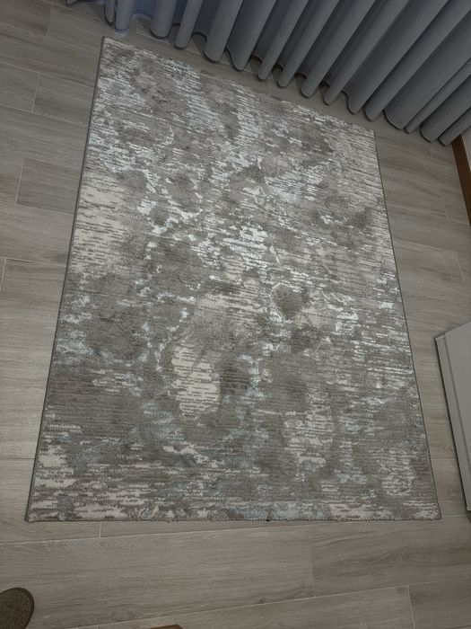 Carpete 140x190 conpletamente nova