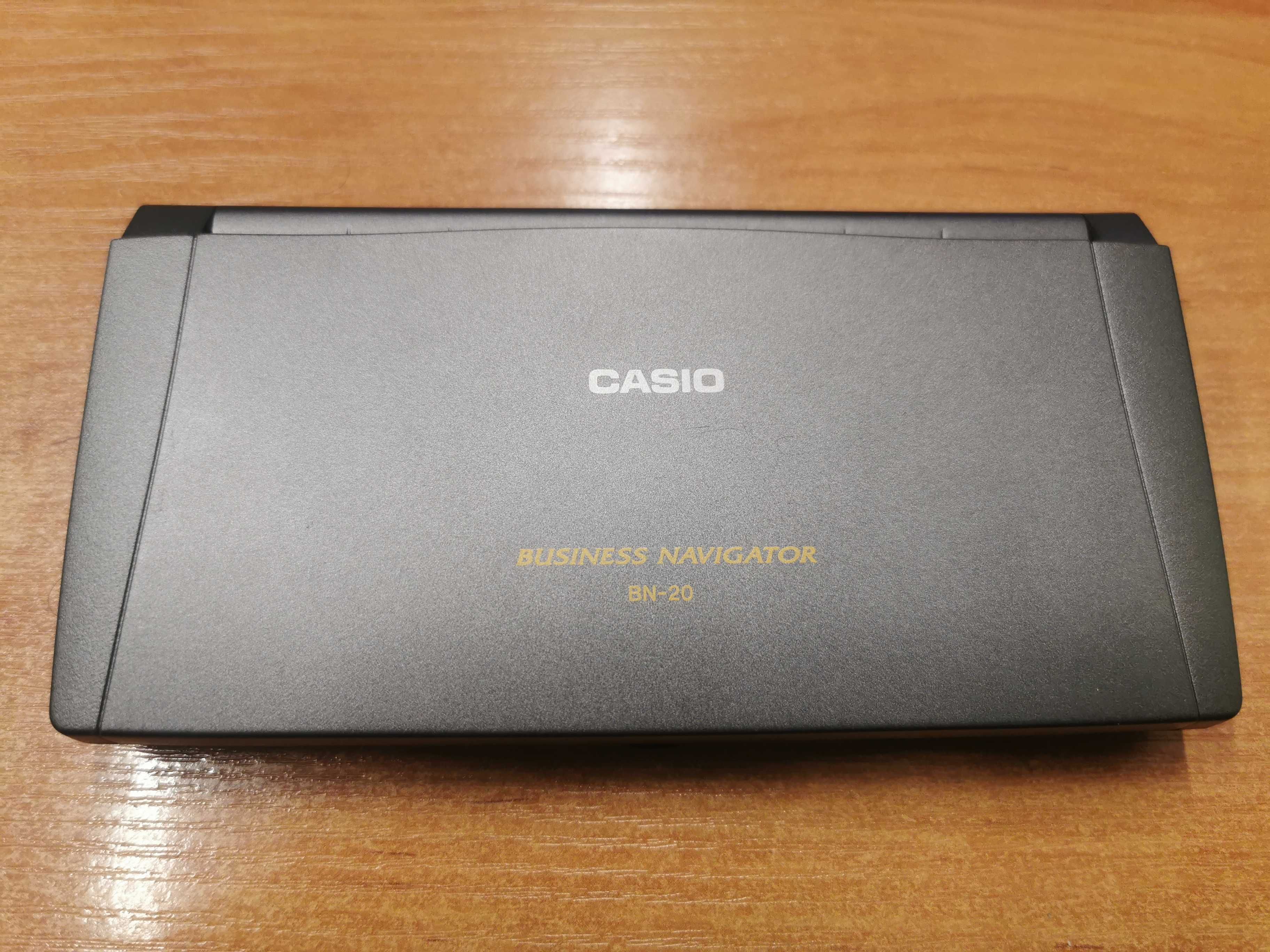 Retro organizer Casio BN-20 Business Navigator.