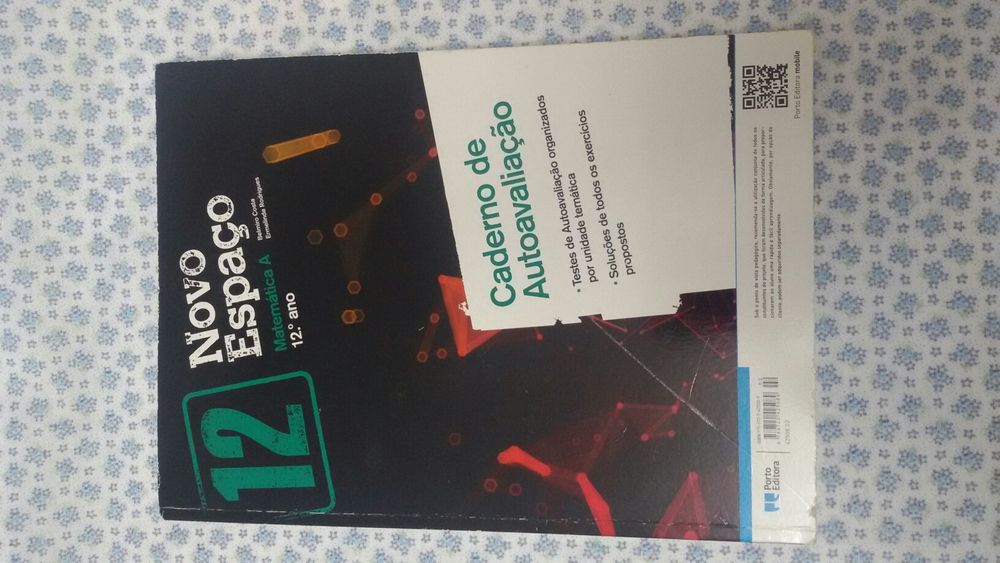 Vendo cadernos de actividades .3 livros