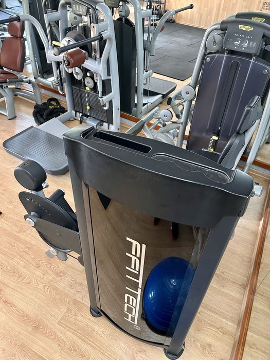 Leg Station FitTech – Quase Nova – Linha Full Strength