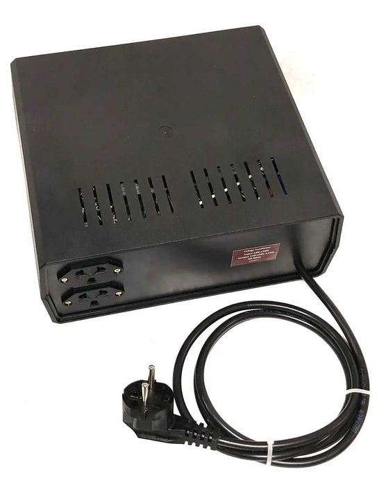 Перетворювач з 220v на 110v потужність 2500W Преобразователь