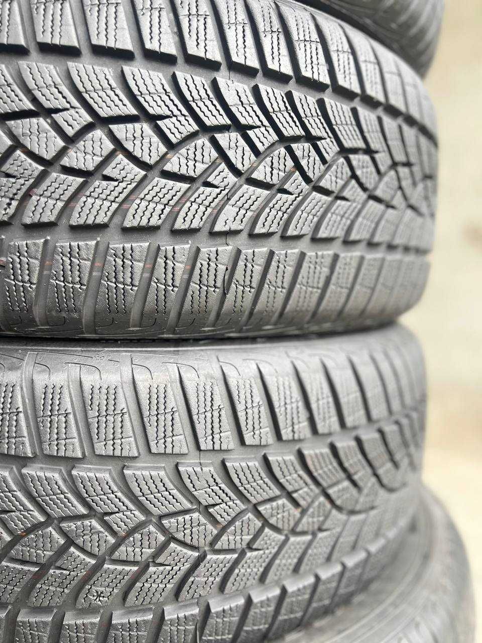 Зимові Шини 215 50 R17 Goodyear 2023 Year!