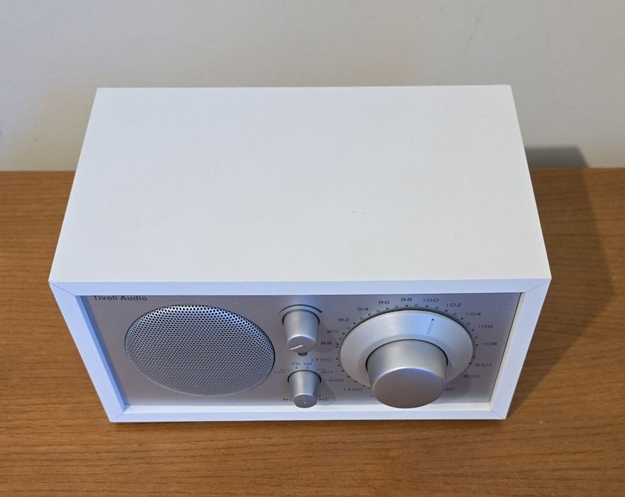 Rádio Tivoli Model 1 (branco)