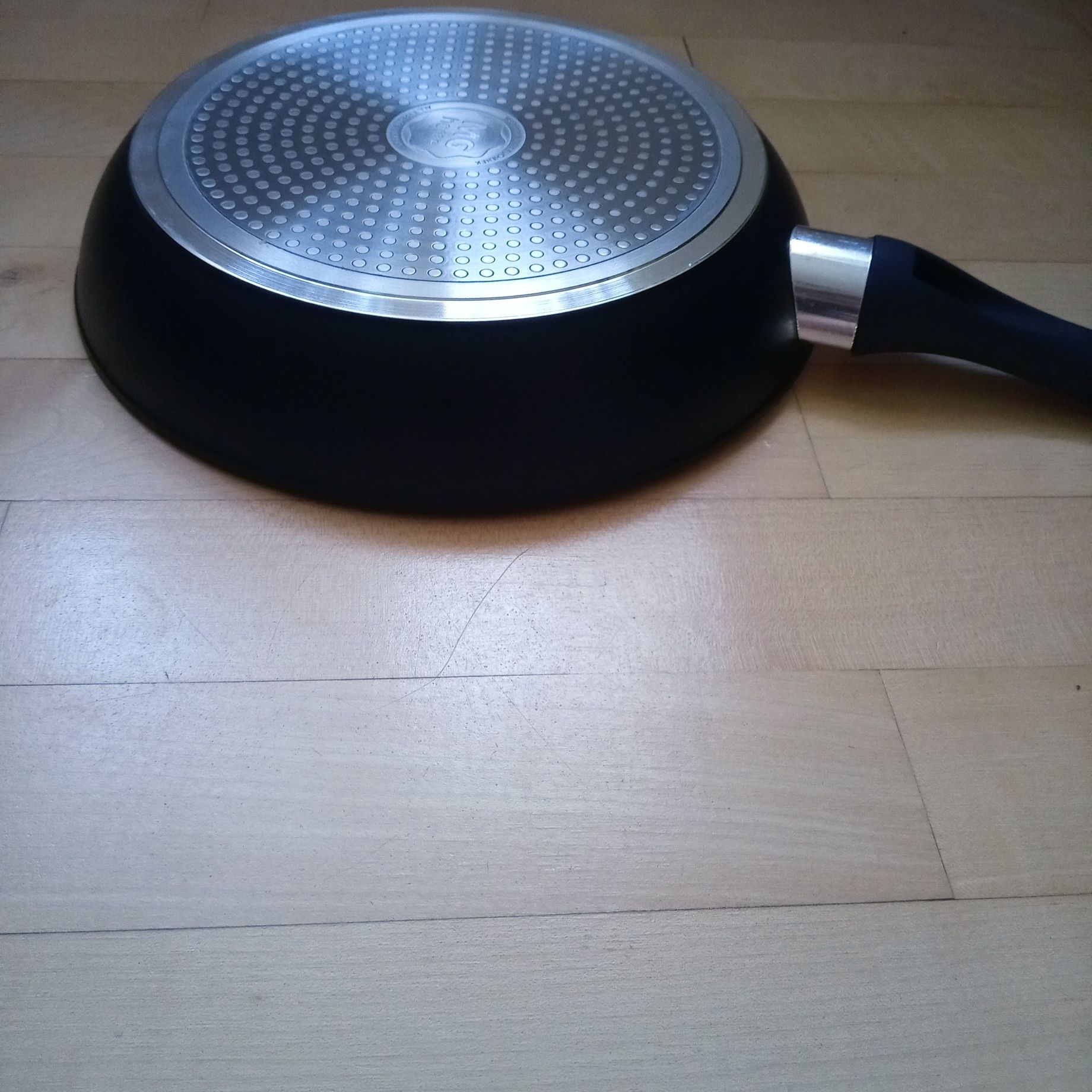 Patelnia MG Home sr 28