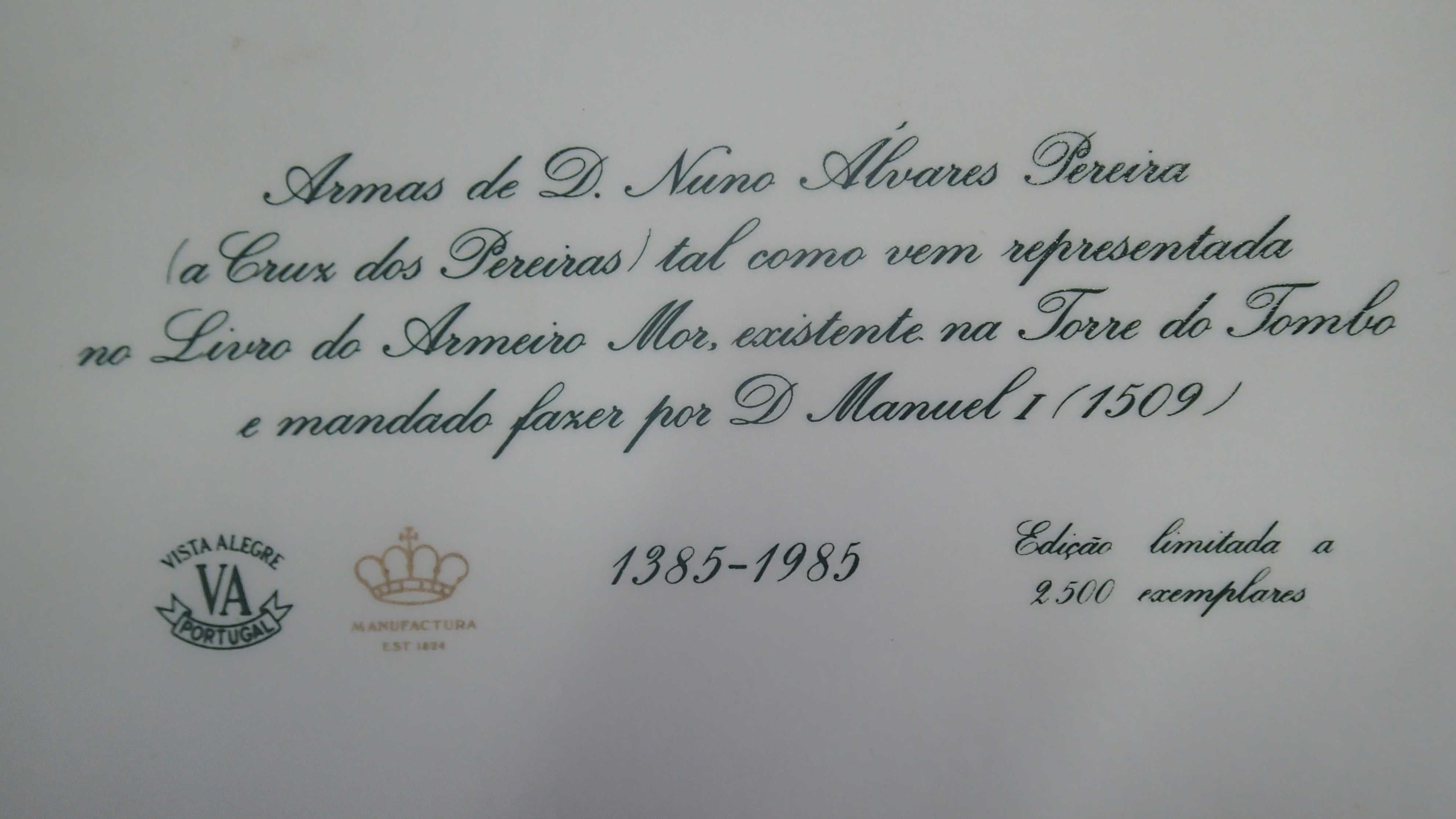 Placa em Porcelana Vista Alegre Armas de D.Nuno Álvares Pereira