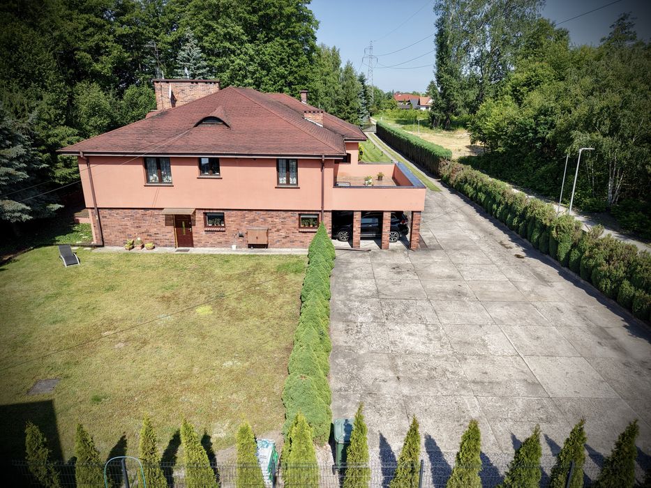 Dom 360m2 z dzialką 3000m2