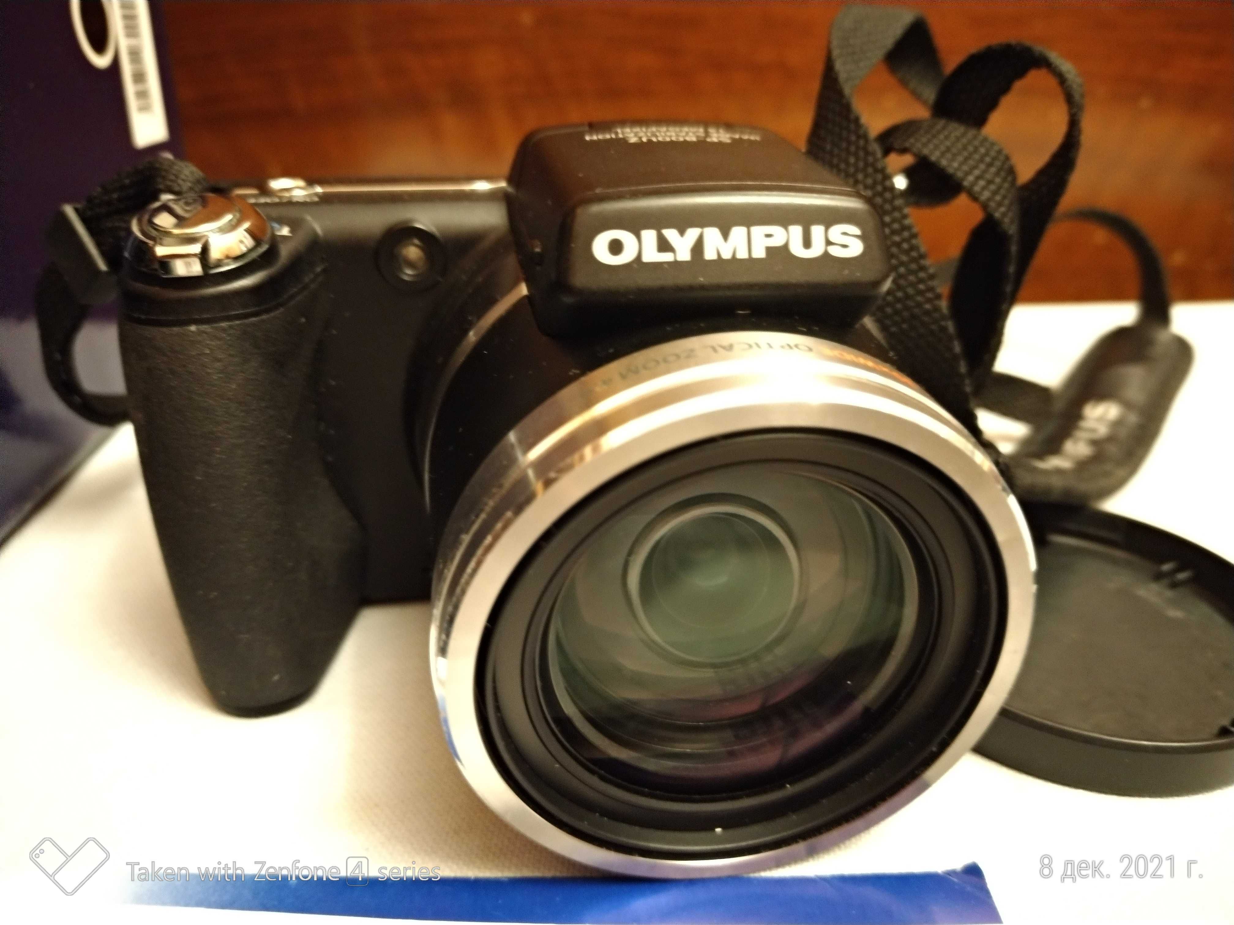 Цифровой фотоаппарат Olympus SP-800UZ