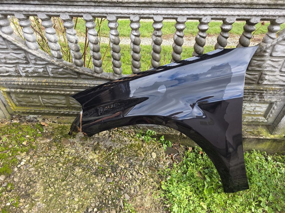 Продам ліве крило Mercedes gl x164