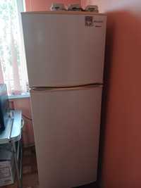 Холодильник  двухкамерний  Samsung