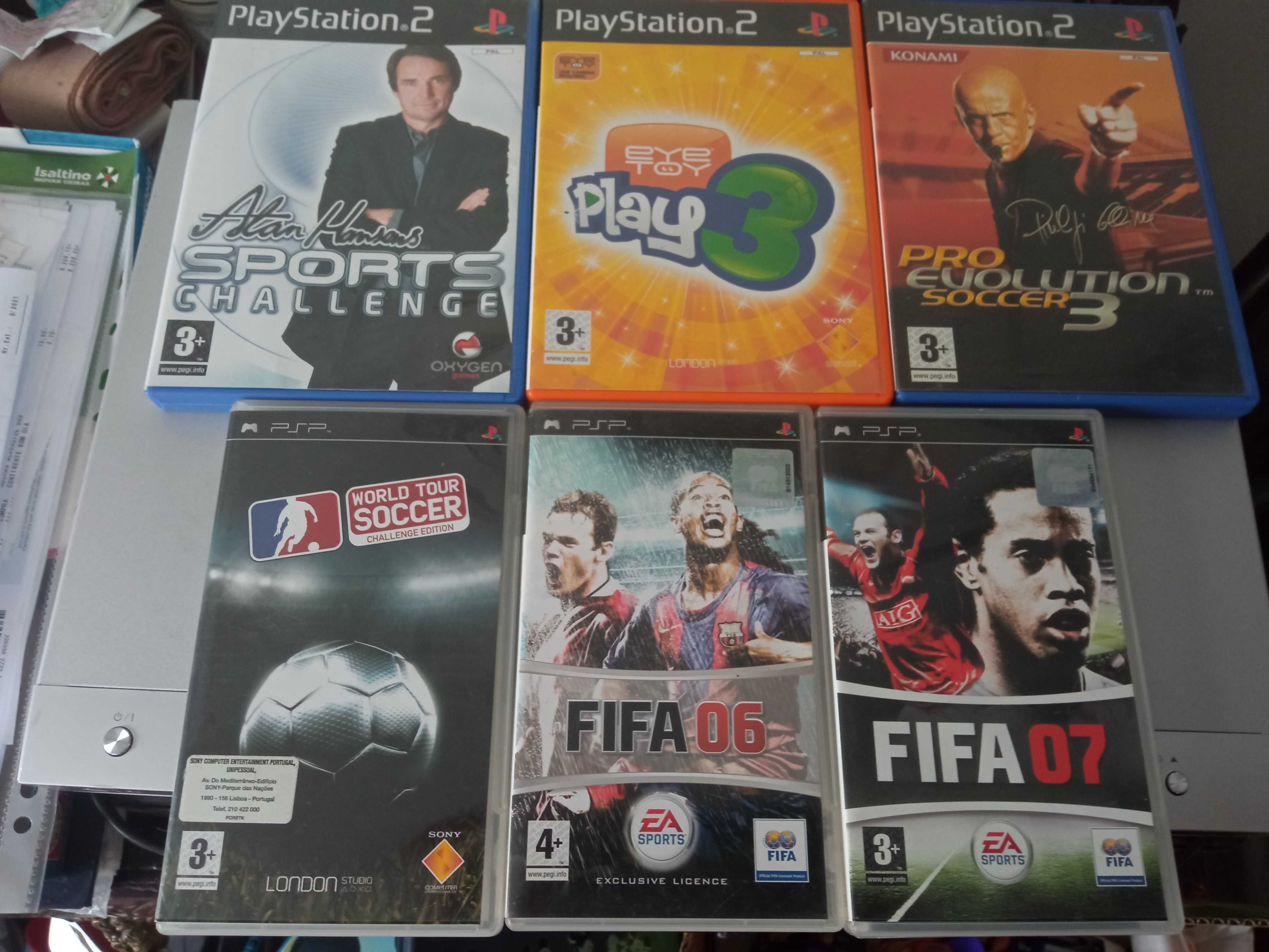 Lote de Jogos de Consola Antigos - PlayStation 2 + PSP + PC + Joystick