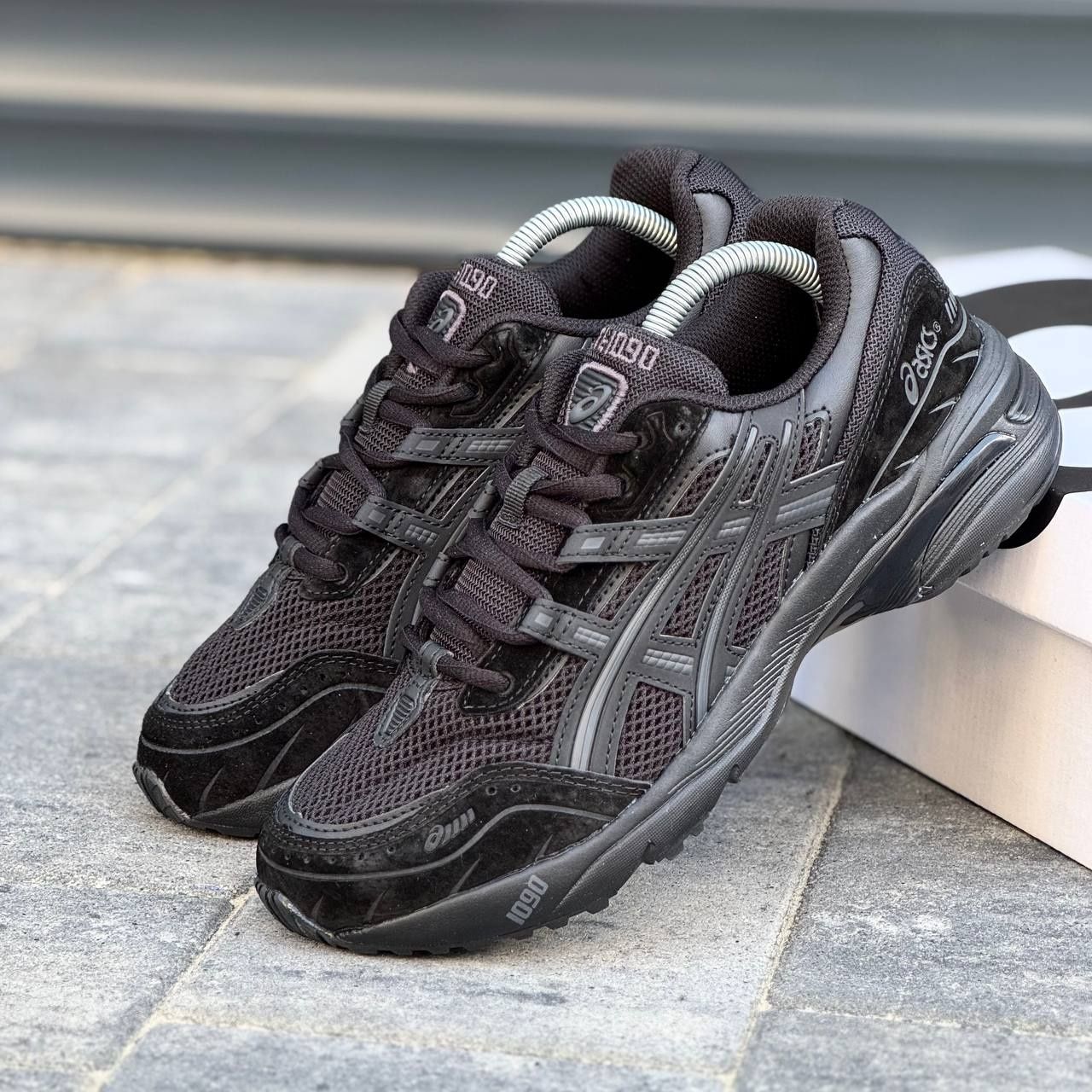 Кросівки чоловічі Asics 1090 1179
