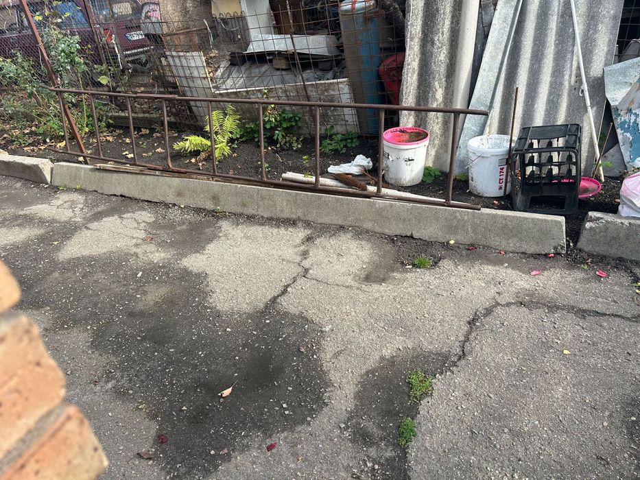 Продам бетонні бордюри