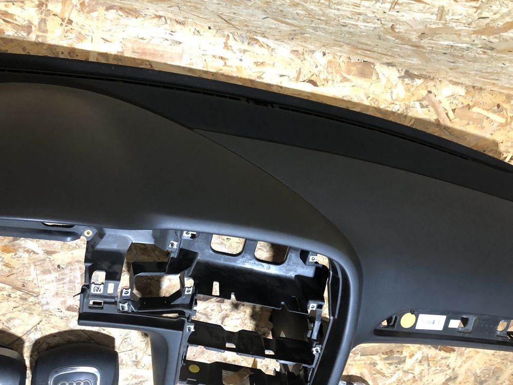 Торпедо панель передняя Airbag Audi A6 C6 ауді а6 торпеда