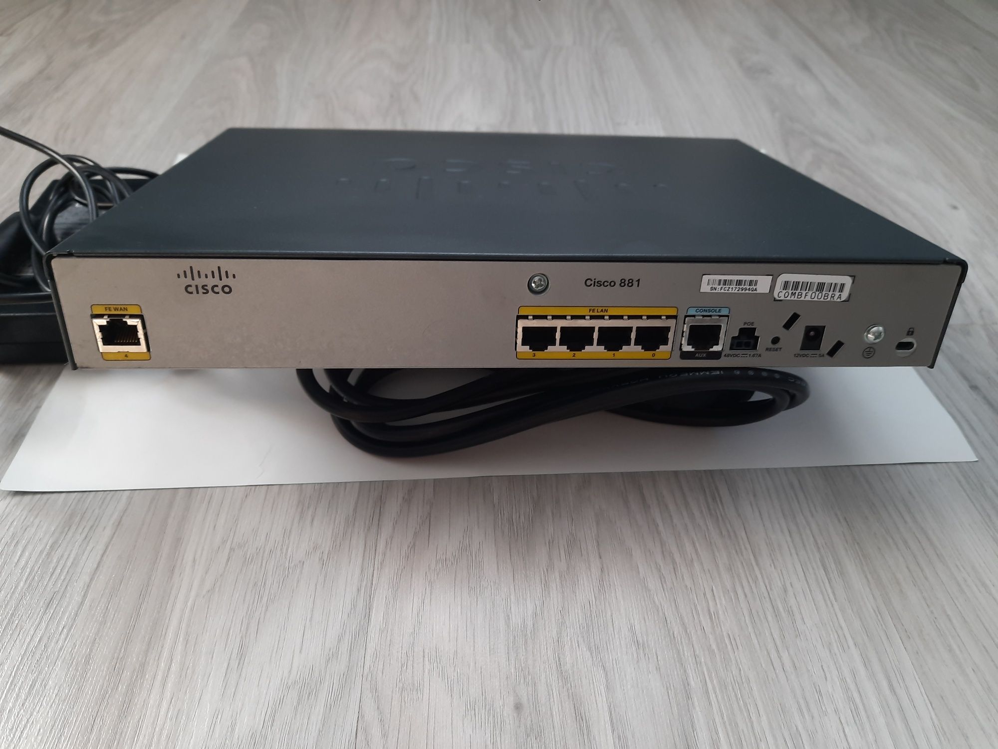 Маршрутизатор Cisco 881-K9 V01