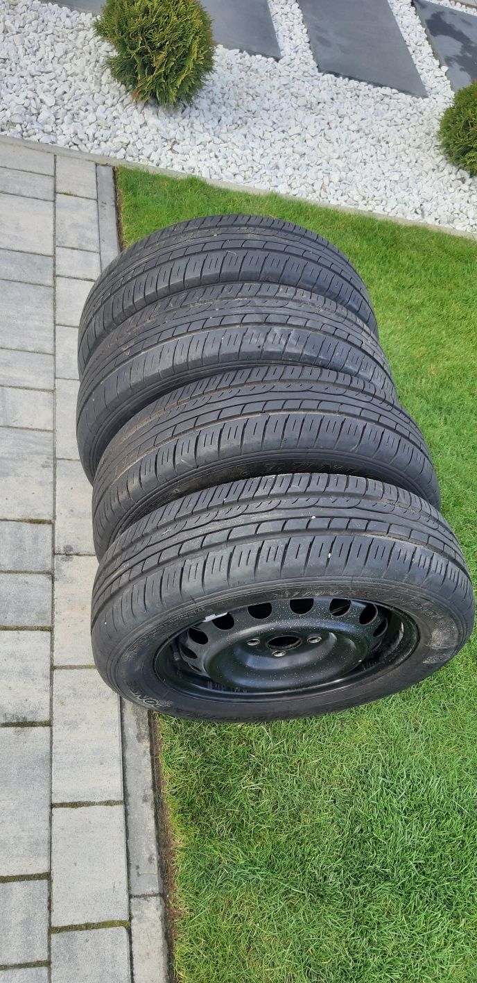 Kola 175/65/R15 Dunlop