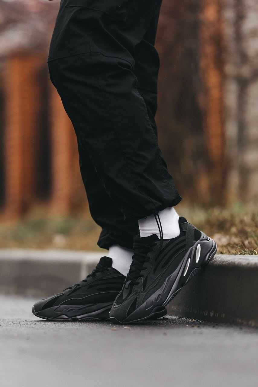 Мужские кроссовки Adidas Yeezy Boost 700 v2 Black 40-45 Хит Осени! Топ