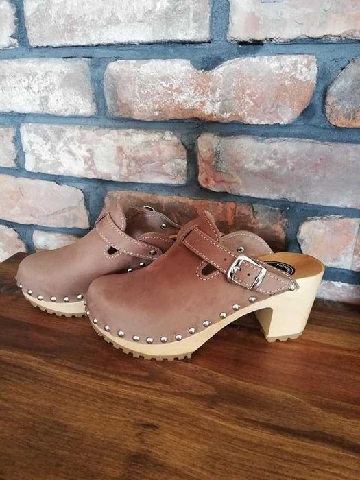 Stylowe i wygodne trepy damskie wysoki obcas 2 kolory