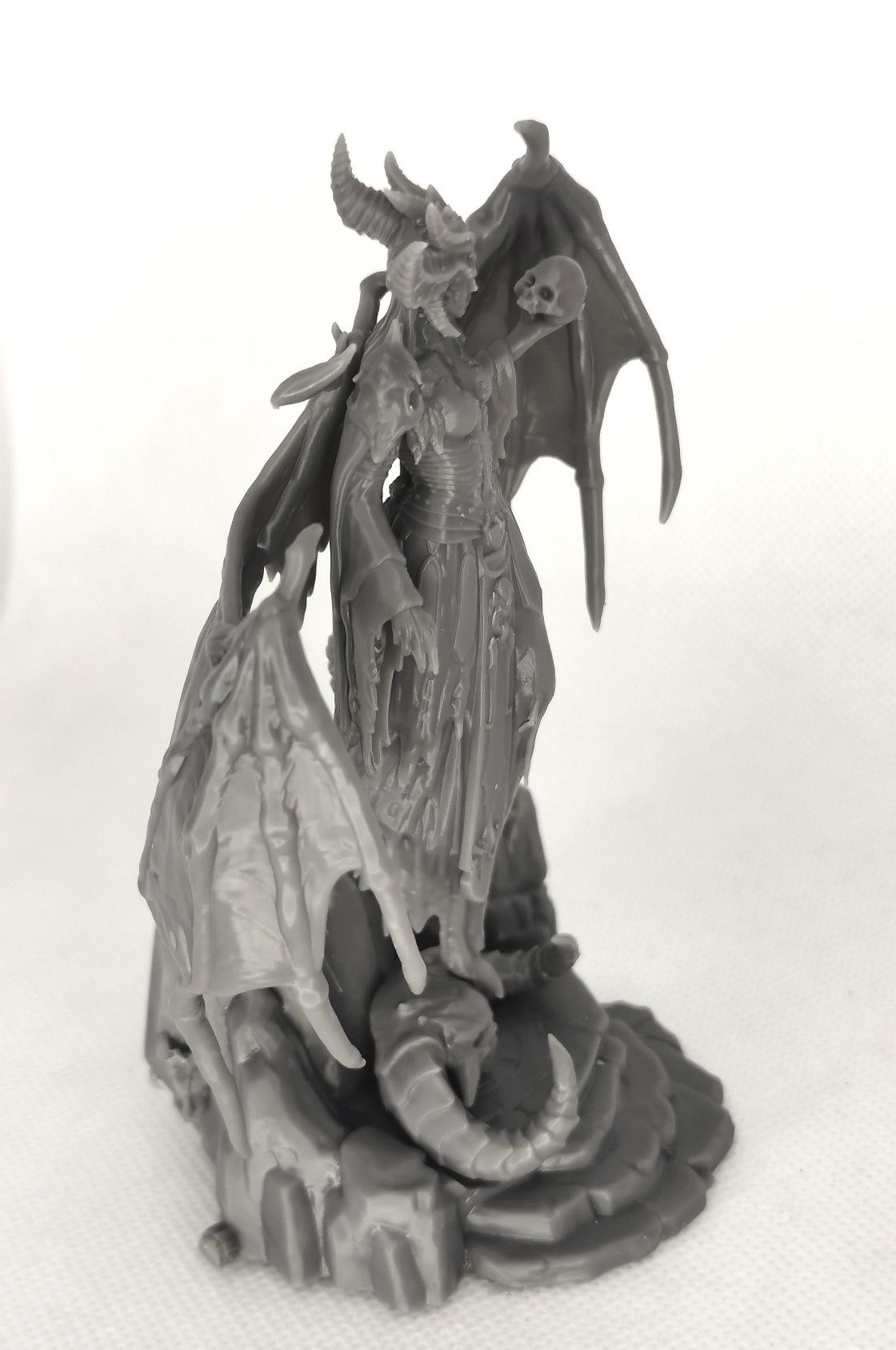 Figurka Lilith Diablo 4. Najwyższej jakości wydruk 3D.  12 cm wysokość