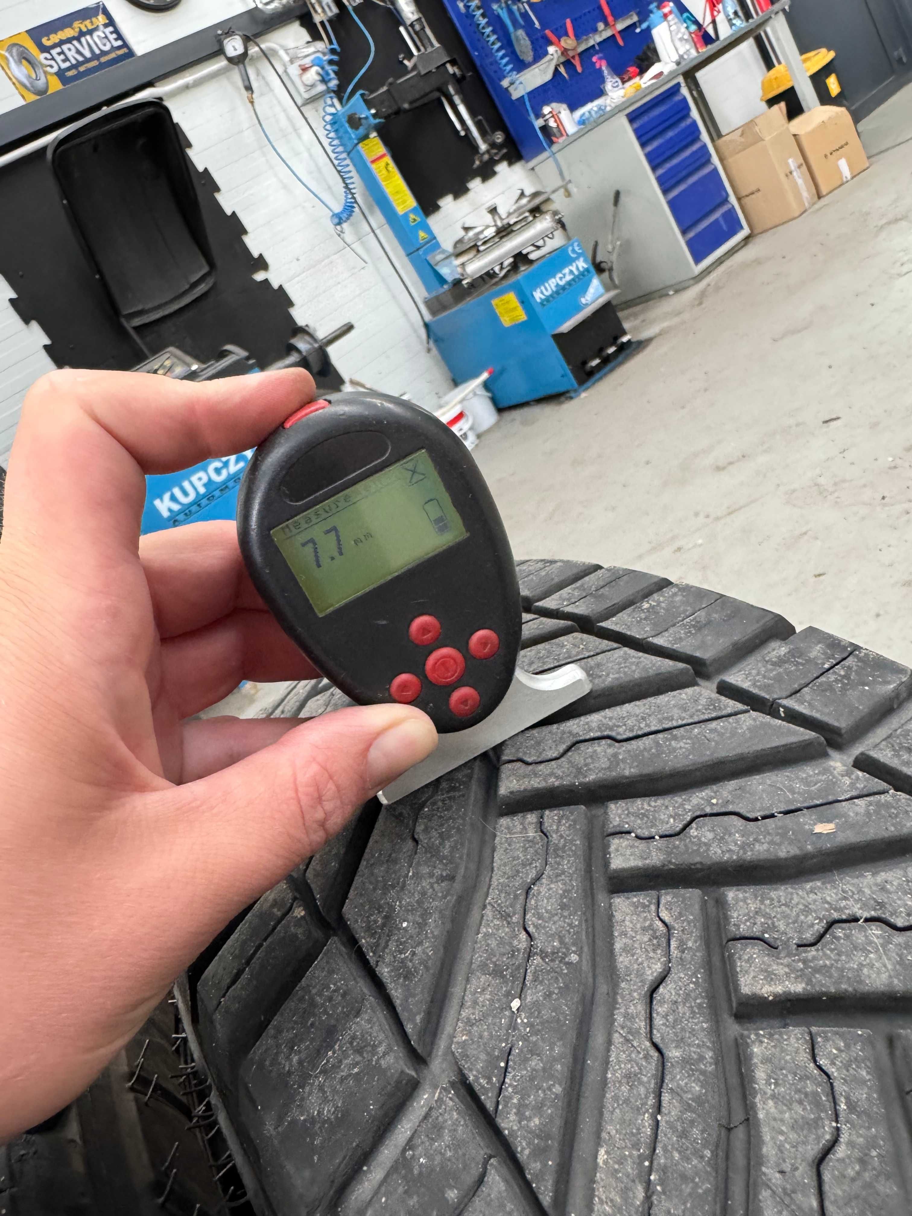 4x 195/70 R15C Michelin Agilis CrossClimate DOT 22,23