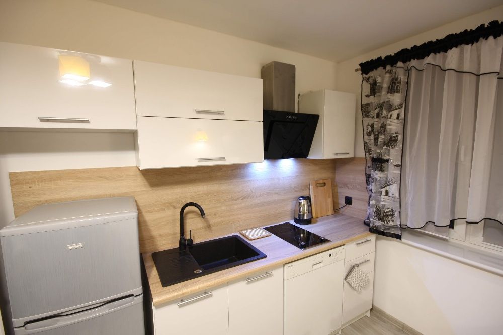 Apartament nad morzem  50 m od zejścia na plażę.