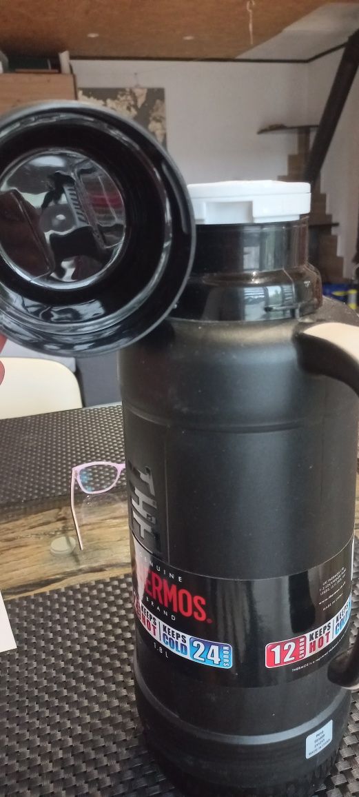 Termos THERMOS tradycyjny 1.8L