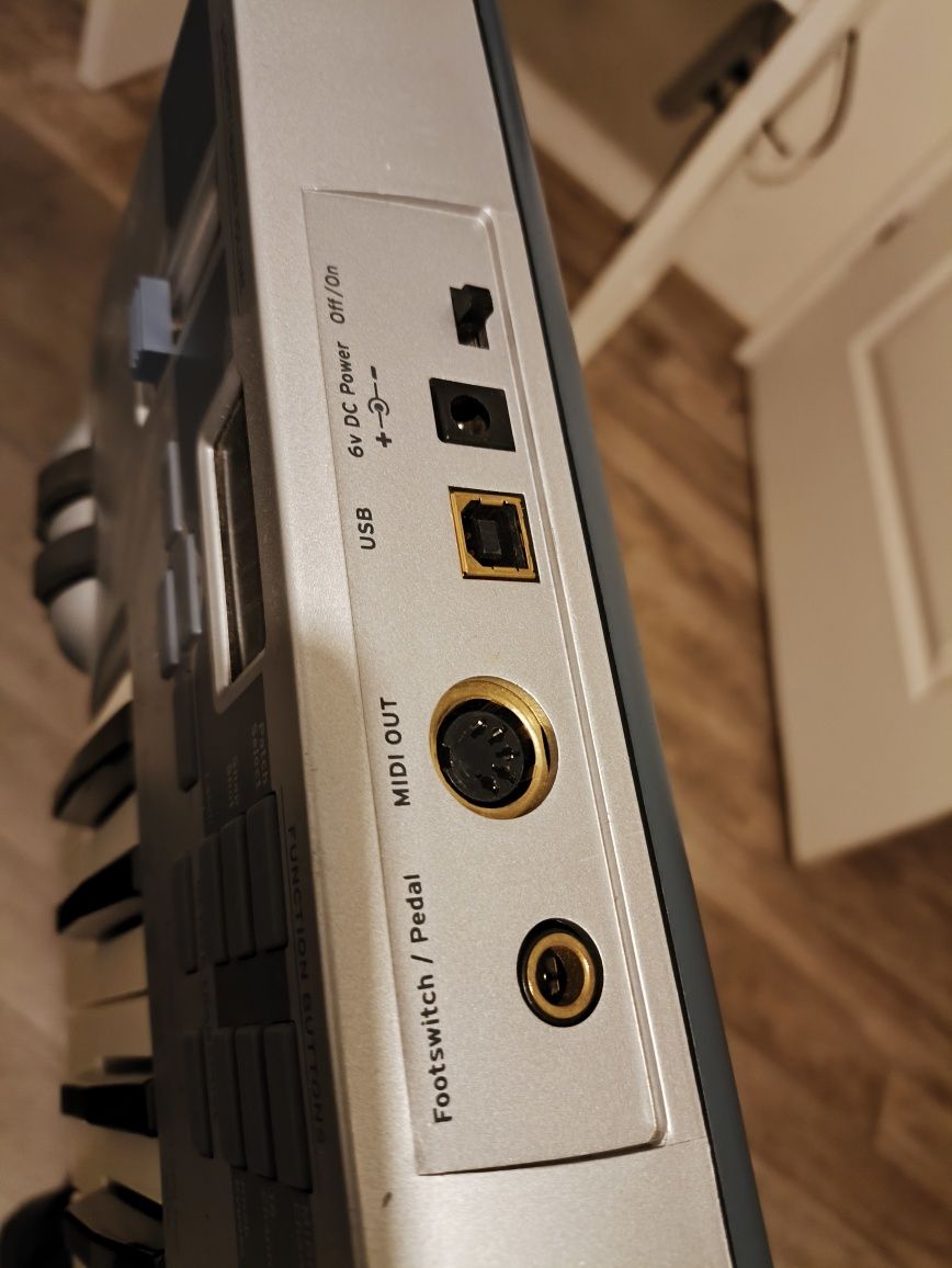 E-MU  x-board 61 Midi,